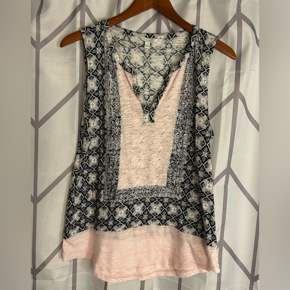 Lucky Brand Tops - Lucky Brand Women's Patterned Sleeveless Blouse - Black and Pink